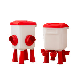 Set hrănitoare 12 kg + adăpătoare 11 l